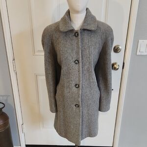 Elegant Women's Gray Pea Coat